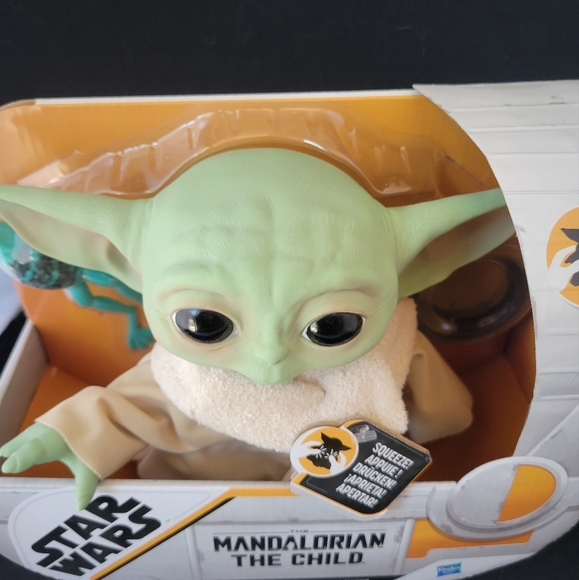 NWT 2020 The Mandalorian The Child Grogu 10 Sounds- Disney Star Wars Unisex - Picture 3 of 15
